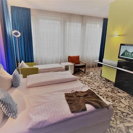 Ibis Styles Ost Messe 3*