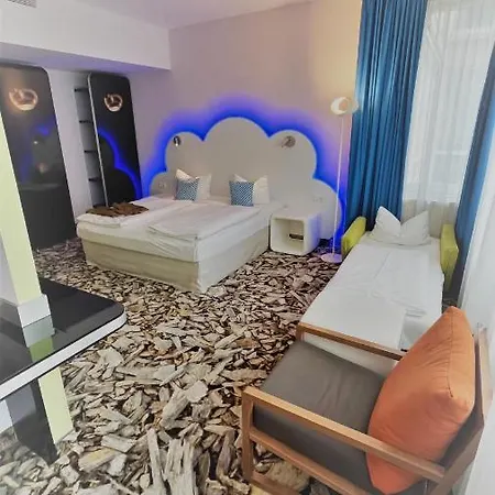 Ibis Styles Ost Messe 3*