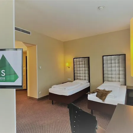 Ibis Styles Ost Messe 3*