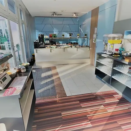 Styles Messe Hotel 3*